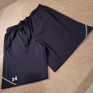 Under Armour Men's Navy Shorts XL Performance Athletics‎ Workout